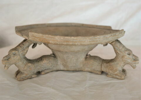 vase, image 2/7