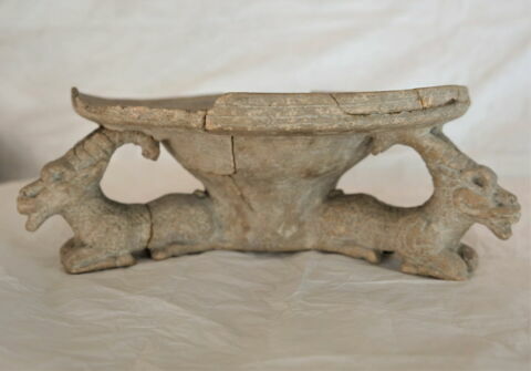 vase, image 3/7