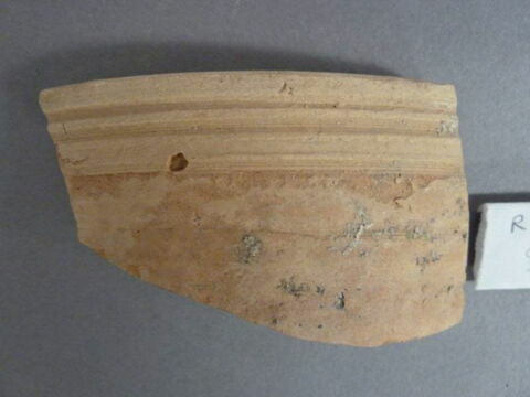 vase ; fragment