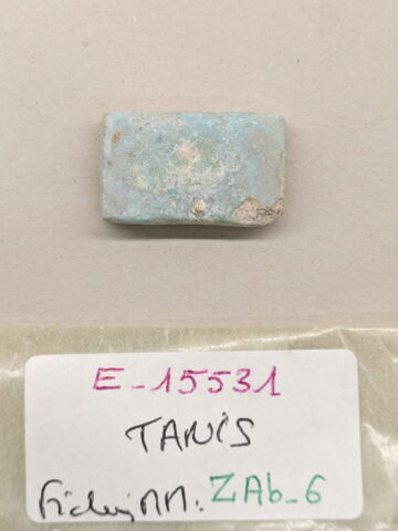 plaquette de dépôt de fondation