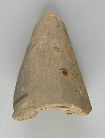 bouchon de jarre conique ; empreinte de sceau ; coupelle, image 4/9
