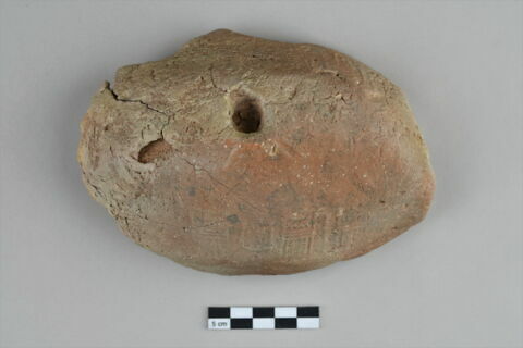 bouchon de jarre en calotte ; empreinte de sceau, image 2/3