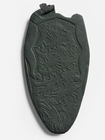 Moulages de la palette aux canidés de l'Ashmolean Museum AN1896-1908.E 3924, image 2/2