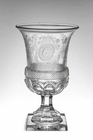 Verre à pied de forme Médicis, image 2/3