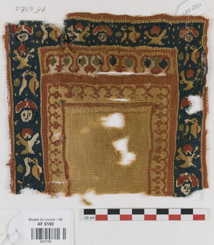 tunique ; plastron de tunique ; clavus ; fragment