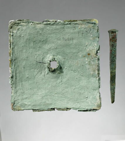 clou de fondation, image 5/8