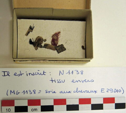 tissu ; fragments