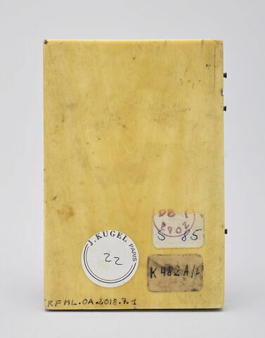 Feuillet droit de diptyque : Crucifixion, image 2/3