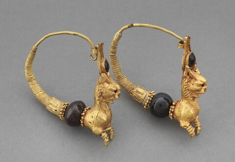 boucle d'oreille