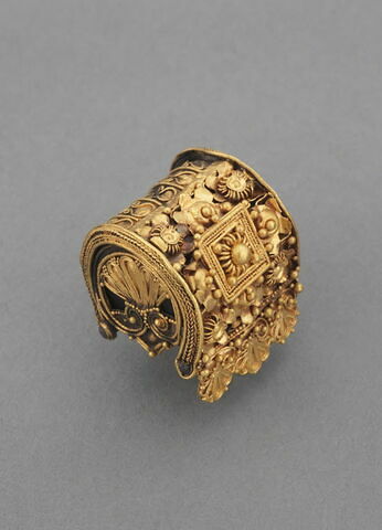 boucle d'oreille, image 3/3