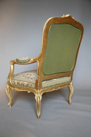 Fauteuil du salon du Conseil à Fontainebleau en 1867, d'une paire (F 574 C9), image 2/3