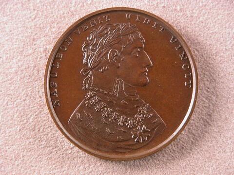 Jeton du couronnement de Napoléon / Honneur et patrie, image 2/2