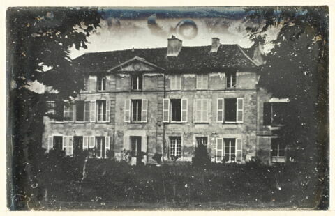 Vue de la propriété de Mme Henri Riesener à Frépillon
