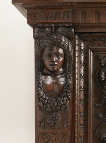 Armoire à deux corps vitrée dans sa partie supérieure, image 12/12