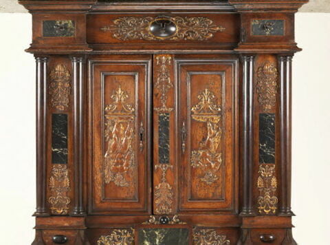 Armoire à deux corps : bas d'armoire, image 5/13