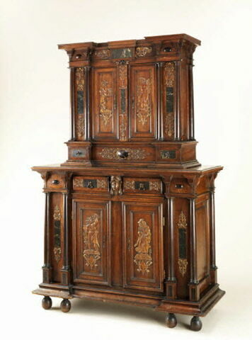 Armoire à deux corps : bas d'armoire, image 11/13