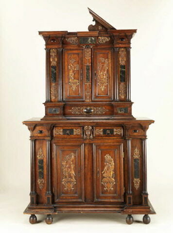 Armoire à deux corps : bas d'armoire, image 13/13