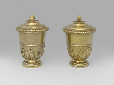 Gobelet couvert d'une paire de la toilette de la duchesse de Modène (avec RFML.OA.2019.46.8), image 2/2