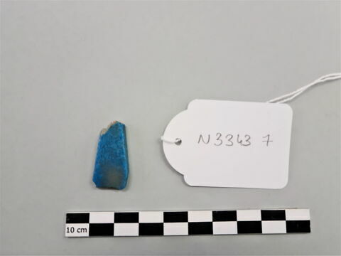 simulacre ; houe miniature