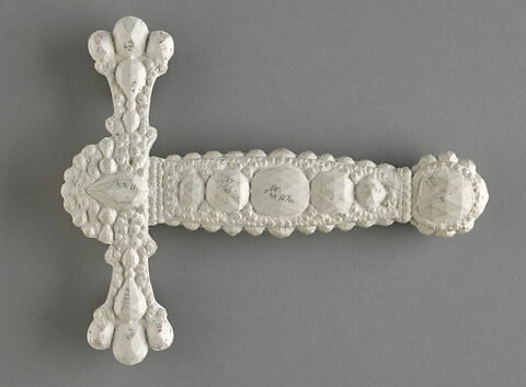 Moulage de la poignée du glaive de Louis XVIII
