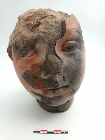 figurine féminine, fragment
