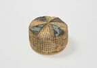 bonnet, image 1/2