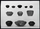 pot à kohol  ; vase miniature, image 3/3