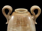 alabastron ; couvercle de vase, image 8/11