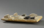 plateau de nécessaire d'ouverture de la bouche ; vase-hatches  ; vase-henou  ; élément de nécessaire d'ouverture de la bouche ; simulacre, image 2/2