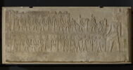 stèle rectangulaire ; relief mural, image 1/4