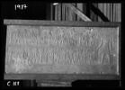 stèle rectangulaire ; relief mural, image 3/4