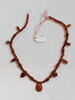 collier à pendentif ; amulette ; perle biconique  ; perle en tonnelet  ; perle en bleuet ; perle en pastille ovale, image 1/2