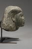statue, image 2/2