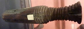 pied de meuble ; tabouret, image 1/2