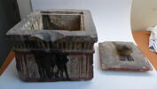 coffret funéraire  ; sarcophage de faucon, image 2/11