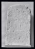 stèle cintrée ; stèle à trois registres, image 1/5