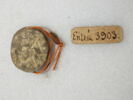 perle en pastille ovale ; scaraboïde, image 1/2