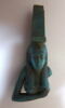 figurine d'Isis allaitant, image 2/3