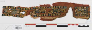 bande décorative d'habillement ; fragment, image 1/3