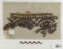 bande décorative d'habillement ; fragment, image 1/2