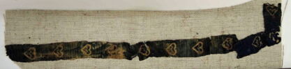 bande décorative d'habillement ; fragment, image 2/2