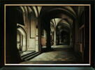 Intérieur d'église imaginaire. Effet de nuit., image 2/3