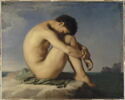 Jeune homme nu assis au bord de la mer, image 4/4