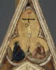 La Vierge et l'Enfant ; dans le médaillon trilobé à l'intérieur du gâble, Le Calvaire, image 7/9