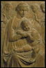 La Vierge assise tenant l'Enfant nu sur le genou gauche entourée par six anges volants, image 4/5