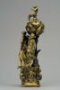 Femme ailée entre deux satyres, image 3/9
