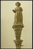 Ange sur une colonnette, image 9/10