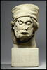 Tête d'homme coiffé d'un bonnet les yeux baissés, image 3/6