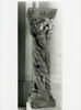 Colonne torse et chapiteau historiés : personnages et êtres fantastiques, Annonce aux bergers, Nativité, Sommeil des Mages, image 17/25