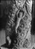 Colonne torse et chapiteau historiés : personnages et êtres fantastiques, Annonce aux bergers, Nativité, Sommeil des Mages, image 20/25